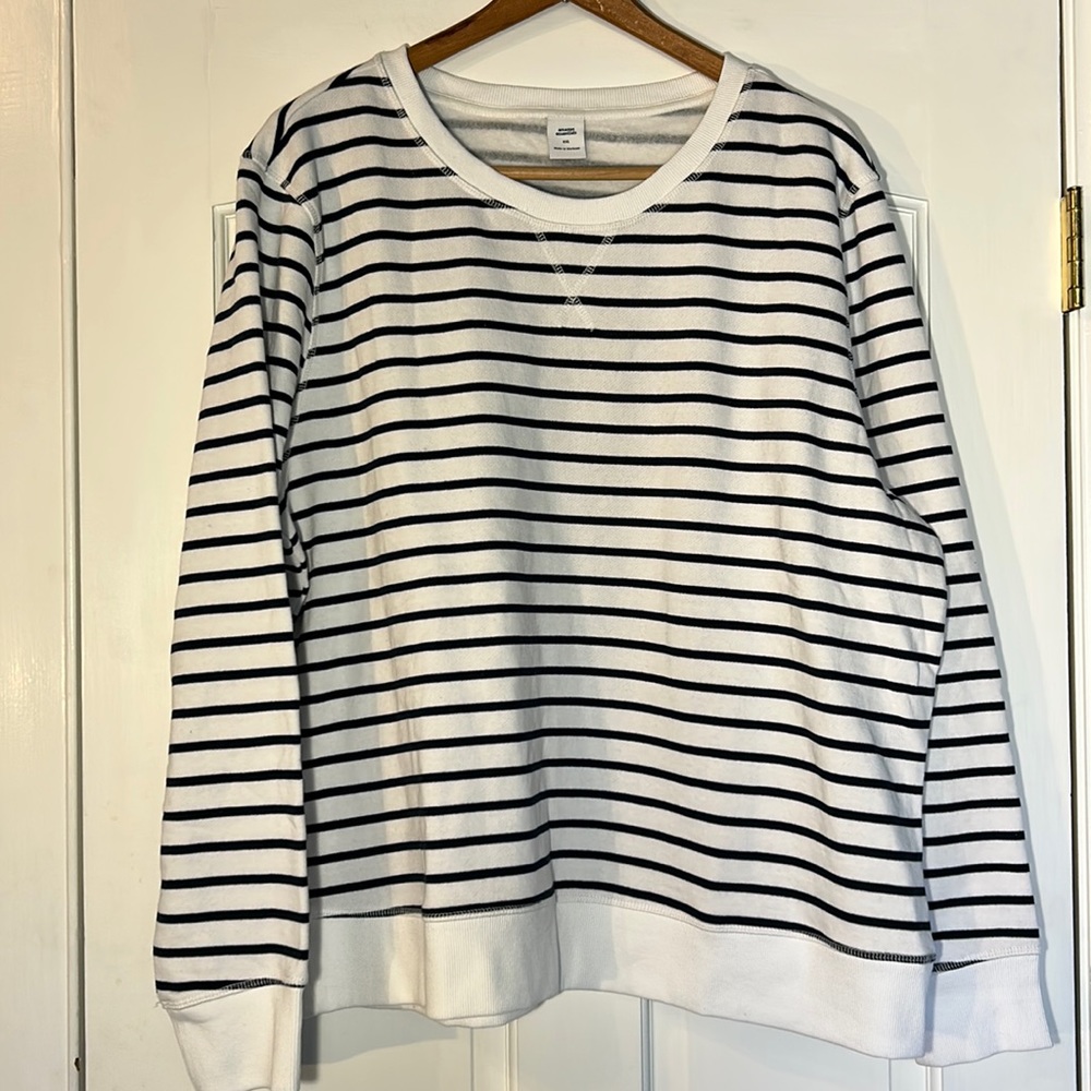 Amazon Essentials White and Black Striped Crewneck Sweatshirt